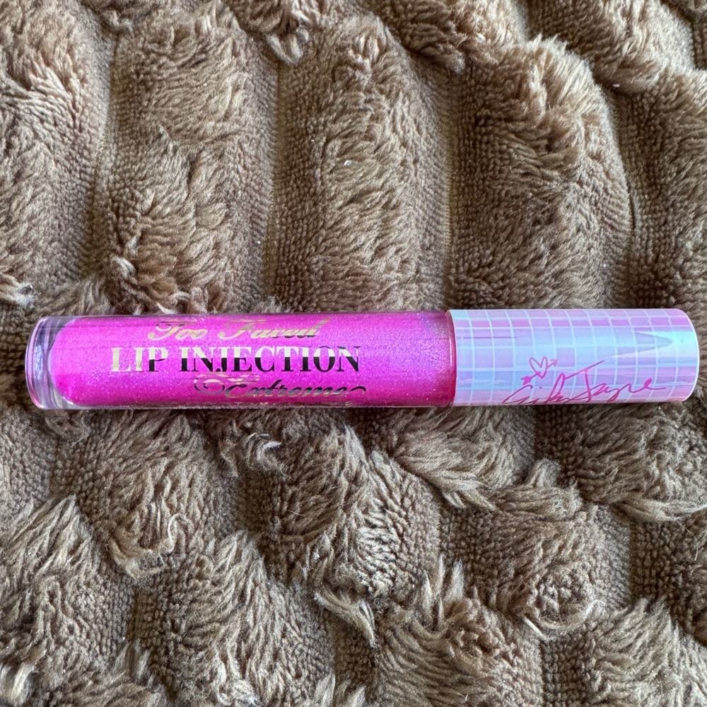 Too Faced Lip Injection Extreme - Painkillr Pink - Picture 12 of 12